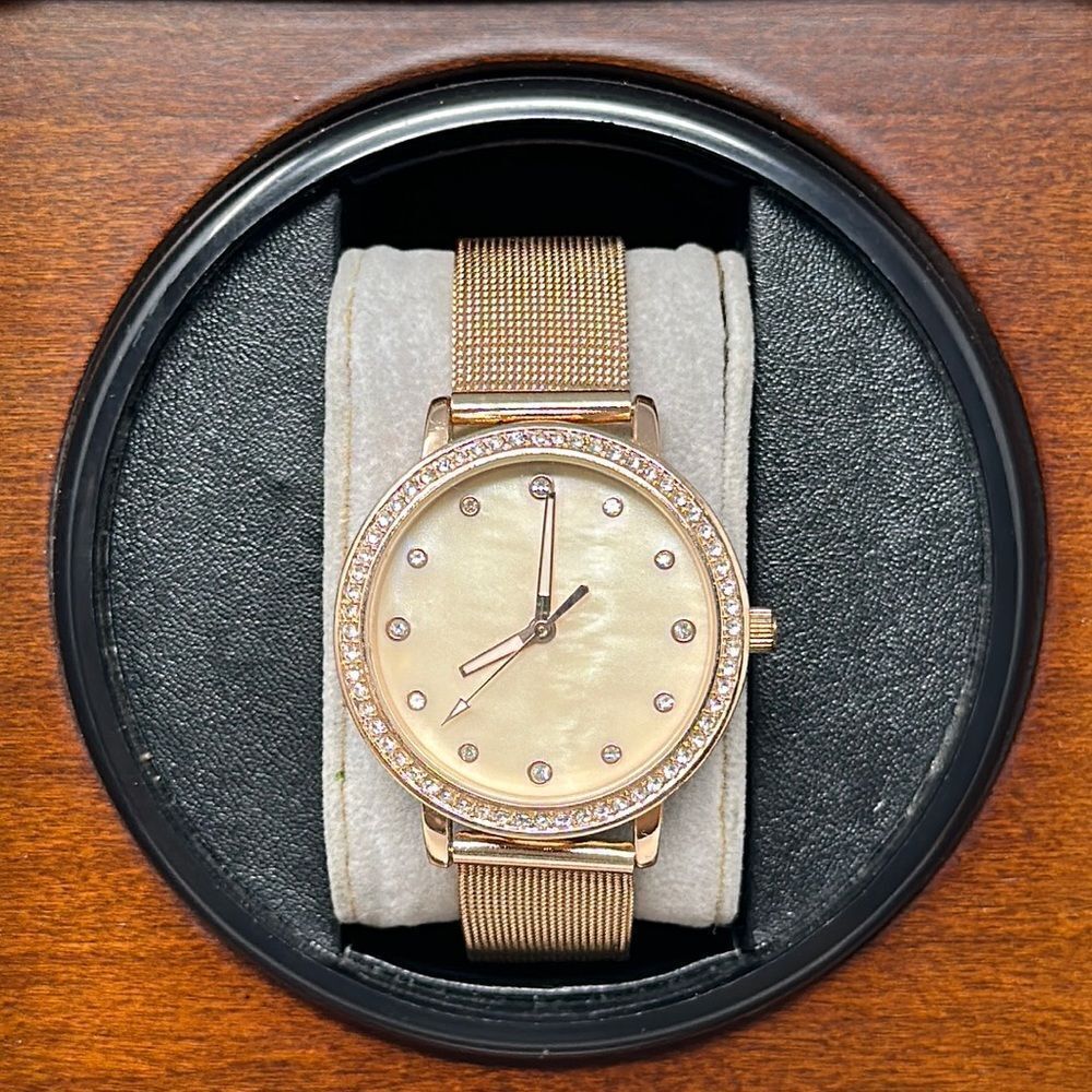 MOP diamond bezel style watch with mesh band